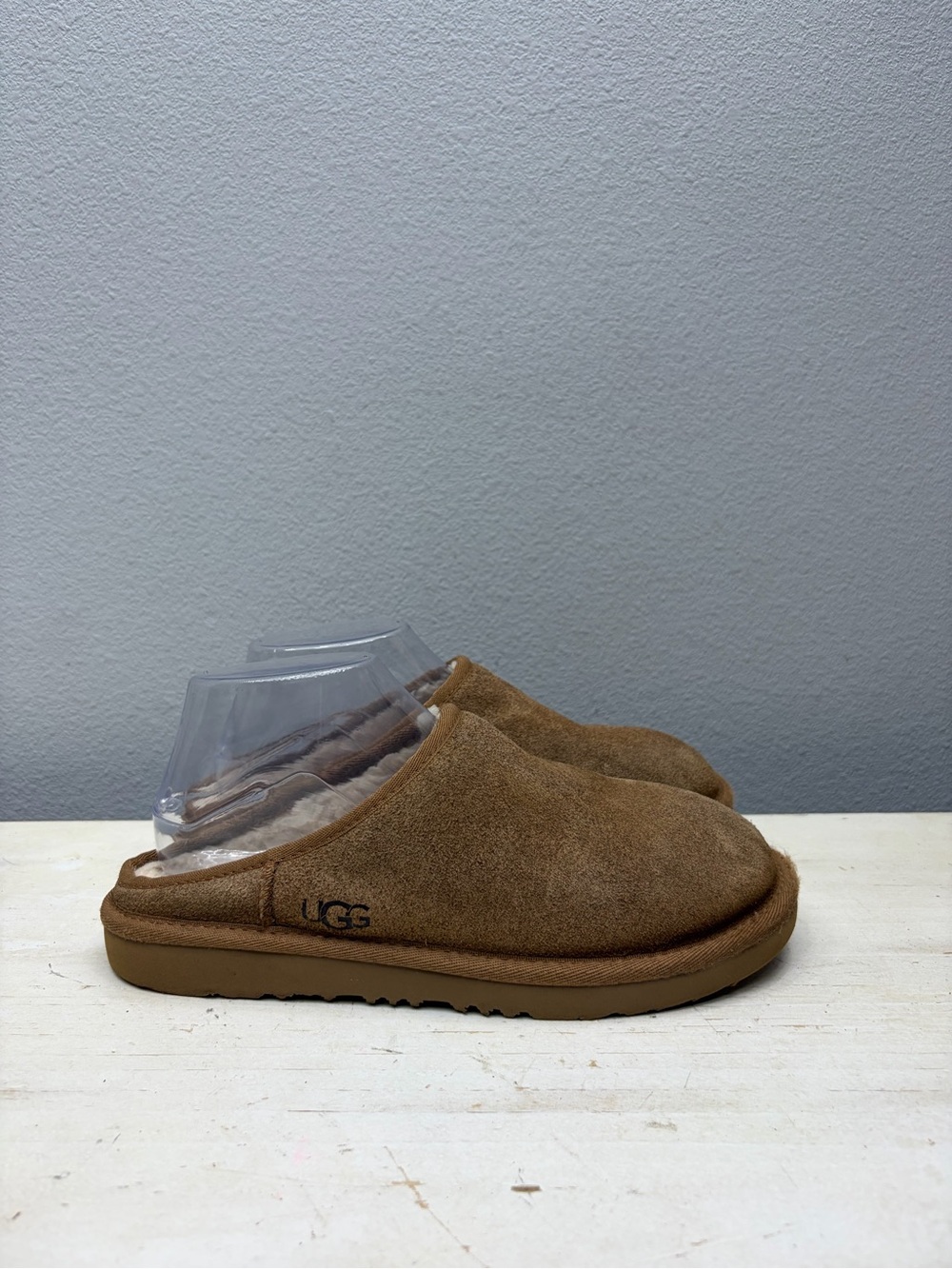 Ugg Brown Suede Classic Slippers Size 7 - Picture 3 of 7